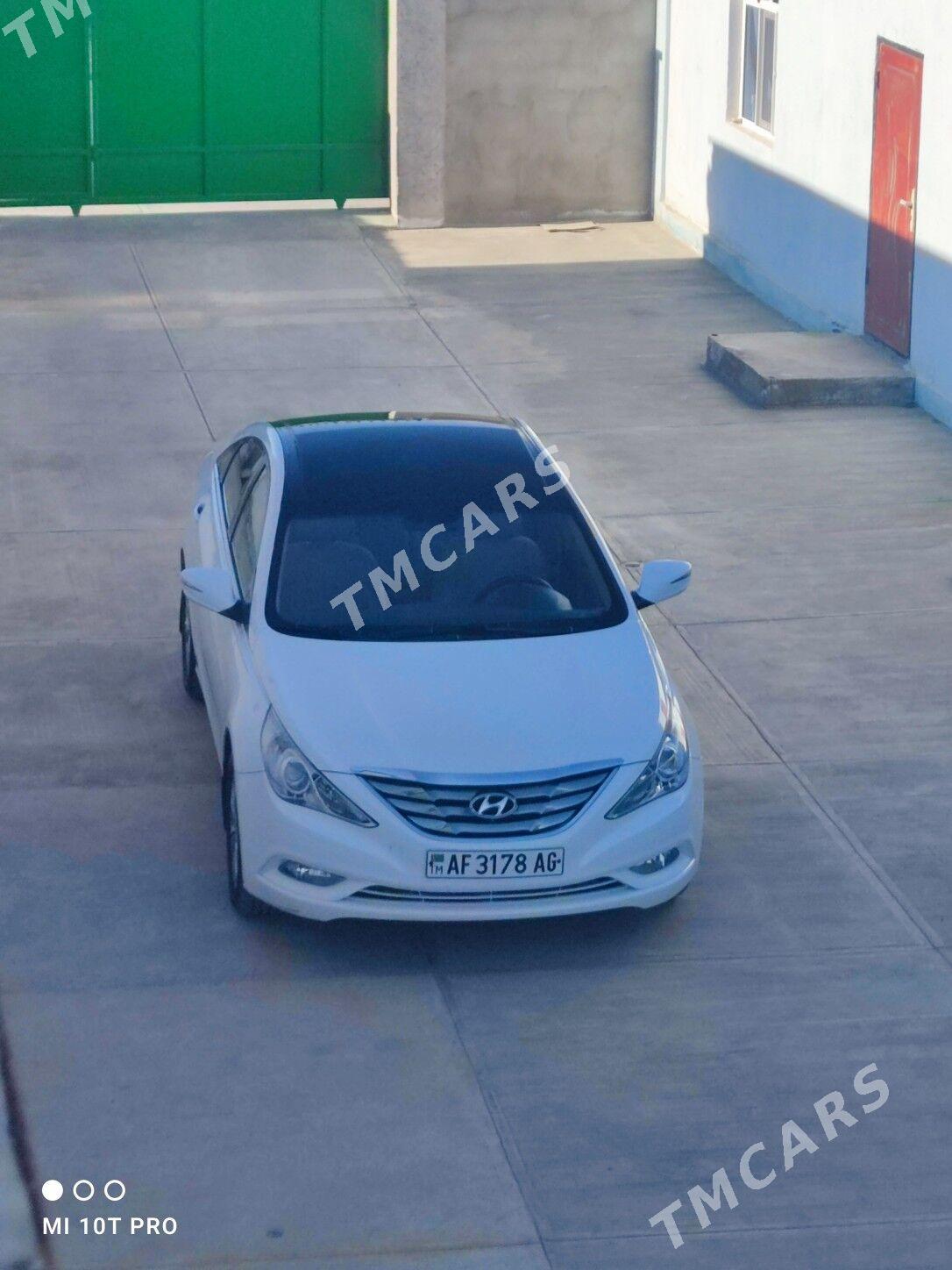 Hyundai Sonata 2012 - 178 000 TMT - Ашхабад - img 2