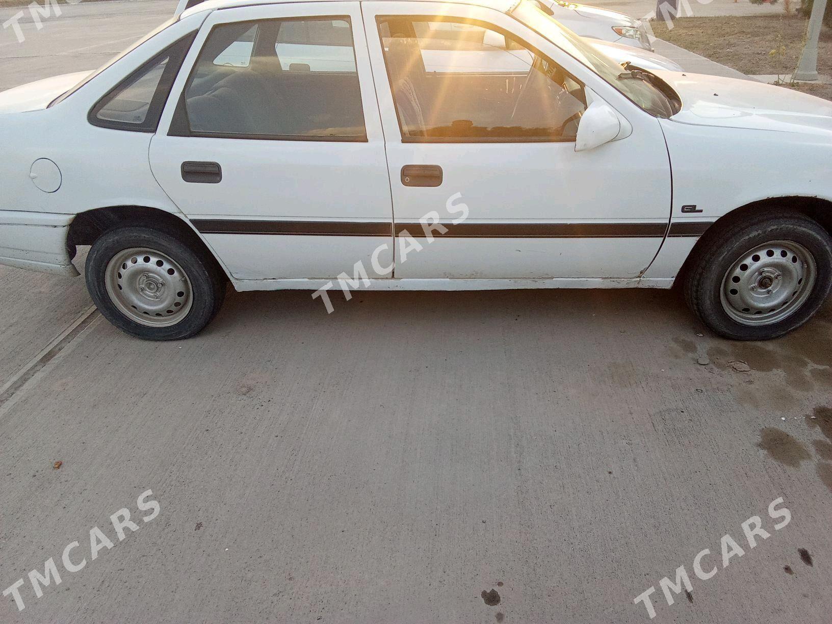 Opel Vectra 1991 - 22 000 TMT - Болдумсаз - img 3