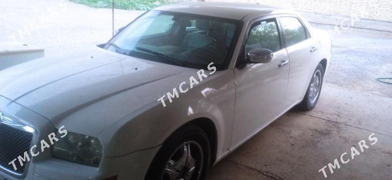 Chrysler 300C 2005 - 80 000 TMT - Мары - img 2