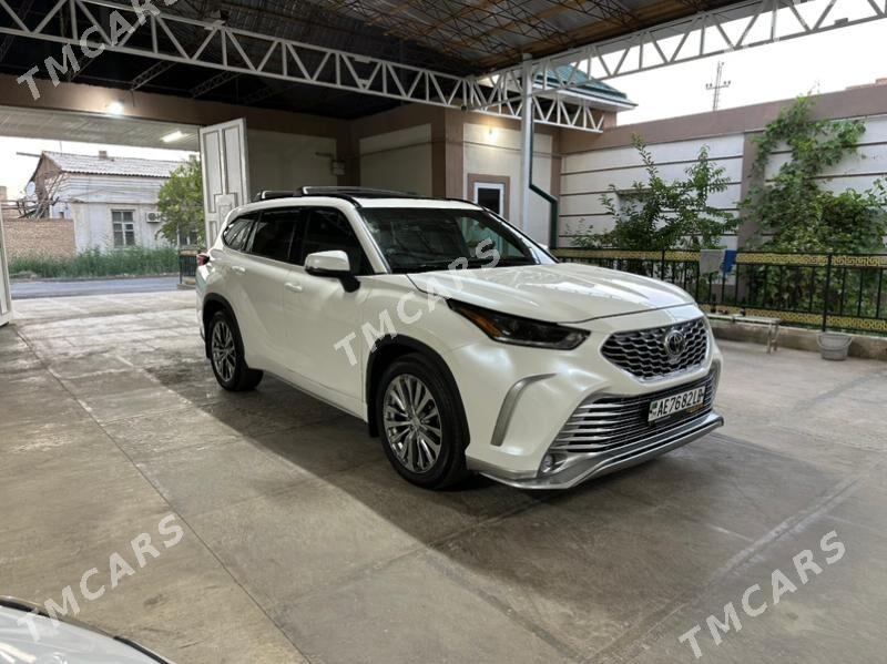 Toyota Highlander 2022 - 535 000 TMT - Türkmenabat - img 4