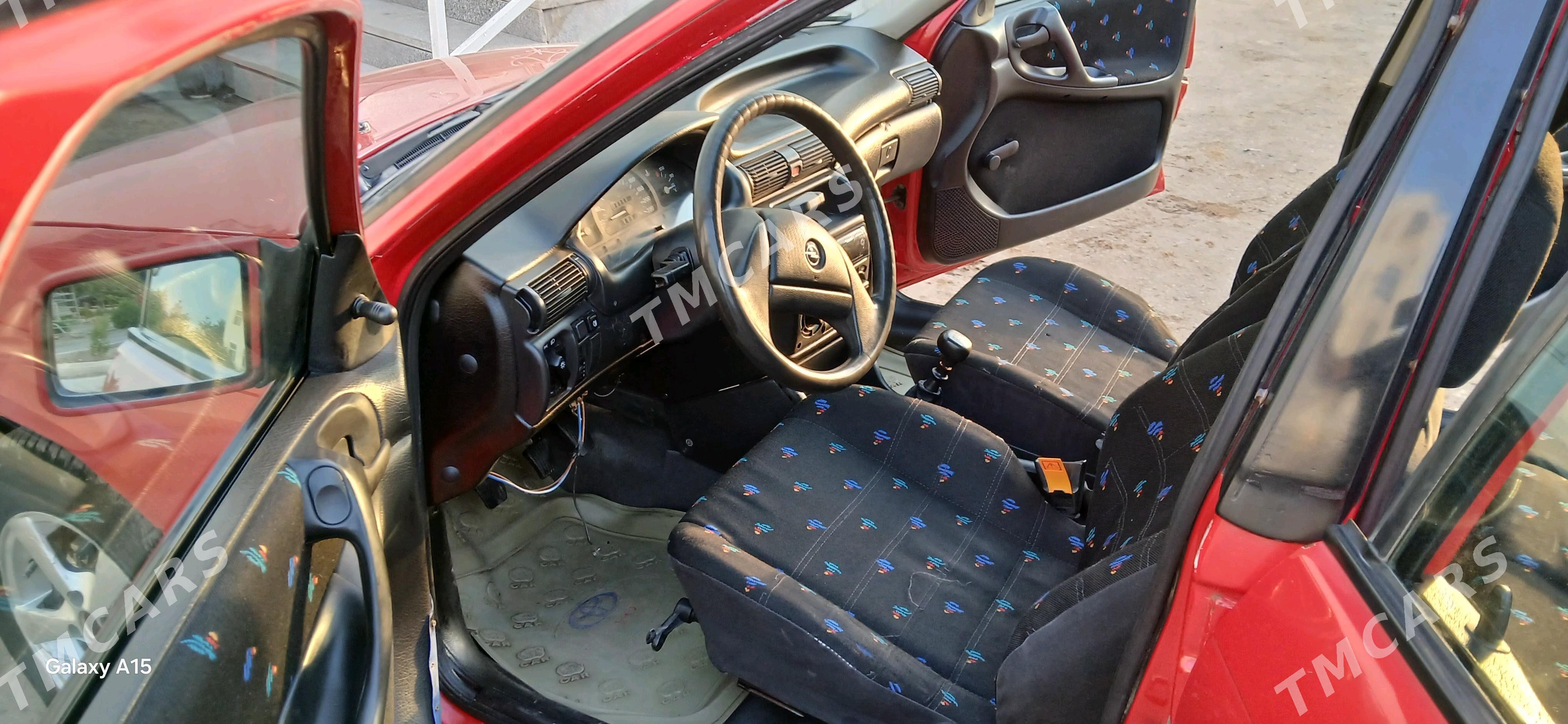 Opel Astra 1995 - 35 000 TMT - Дашогуз - img 2