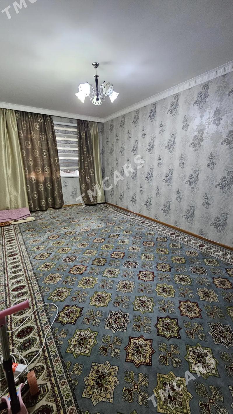 1 komn 2 edilen 11 mkr 2 etaj - Ашхабад - img 2
