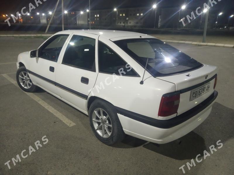 Opel Vectra 1993 - 31 000 TMT - Büzmeýin - img 8