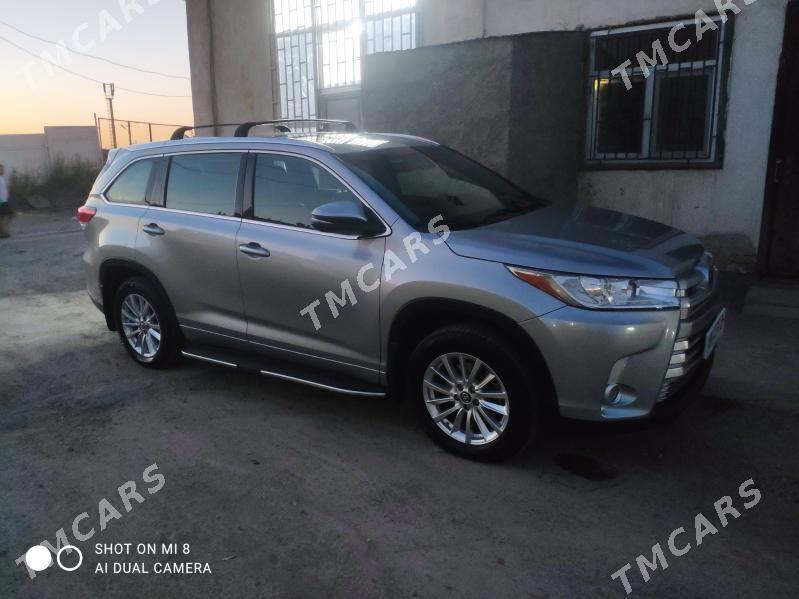 Toyota Highlander 2017 - 450 000 TMT - Türkmenabat - img 7