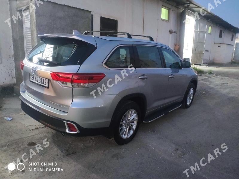 Toyota Highlander 2017 - 450 000 TMT - Türkmenabat - img 5
