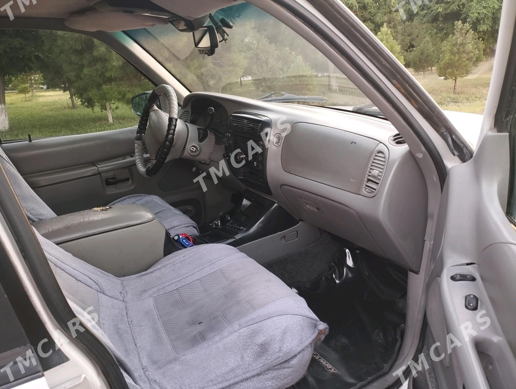 Ford Explorer 1996 - 45 000 TMT - Türkmenbaşy - img 6