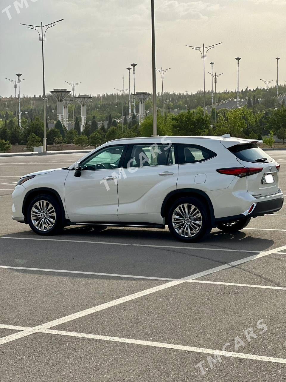 Toyota Highlander 2021 - 599 000 TMT - Aşgabat - img 3