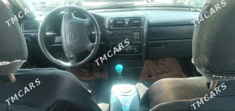 Opel Vectra 1995 - 35 000 TMT - Дашогуз - img 3