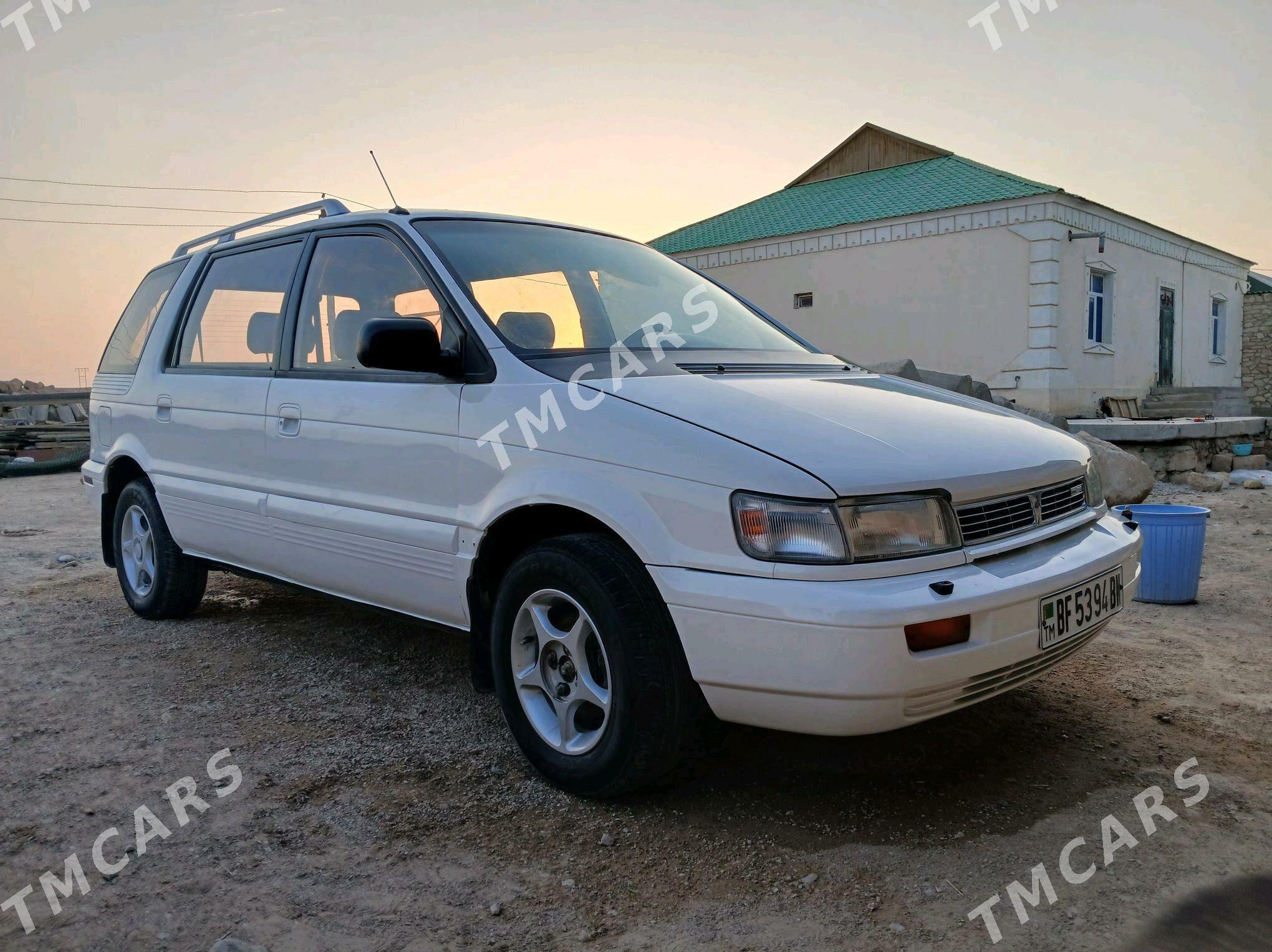 Mitsubishi Chariot 1994 - 39 000 TMT - Туркменбаши - img 3