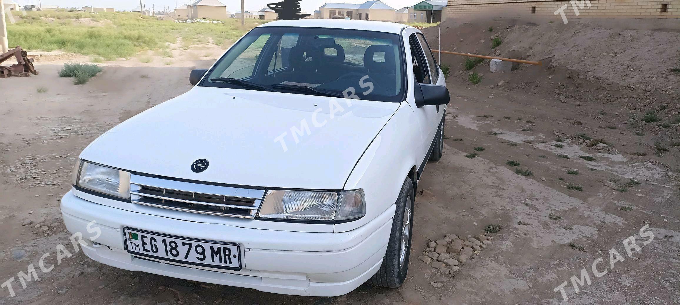 Opel Vectra 1989 - 28 000 TMT - Wekilbazar - img 3