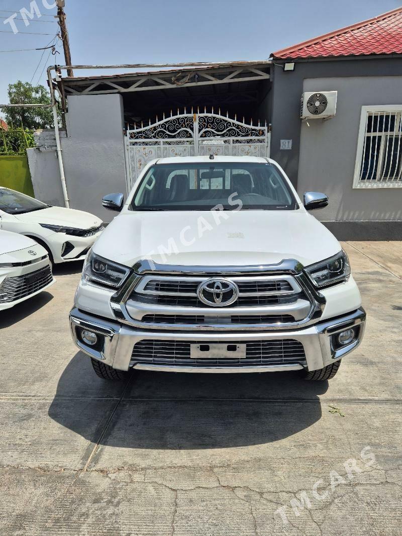 Toyota Hilux 2025 - 685 000 TMT - Ашхабад - img 5
