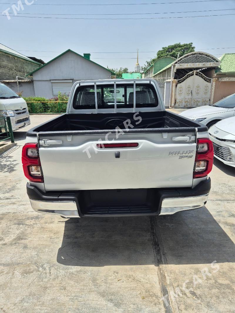 Toyota Hilux 2025 - 685 000 TMT - Ашхабад - img 6