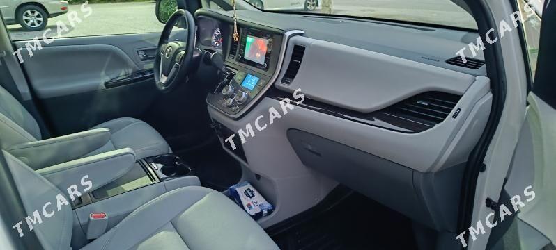 Toyota Sienna 2020 - 545 000 TMT - Мир 2 - img 6