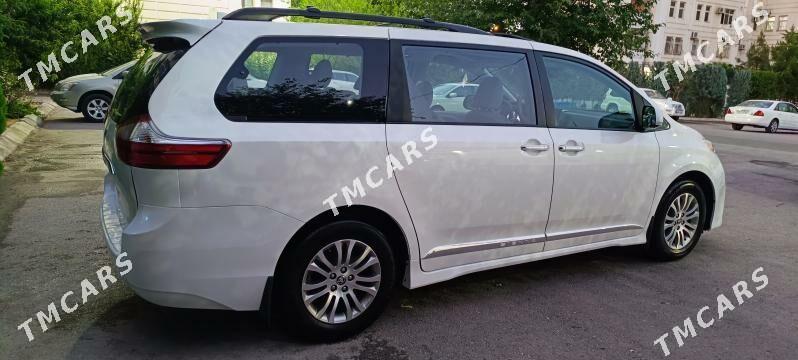 Toyota Sienna 2020 - 545 000 TMT - Мир 2 - img 8