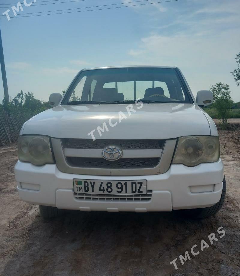 Toyota Hilux 2011 - 90 000 TMT - Türkmenbaşy etr. - img 3