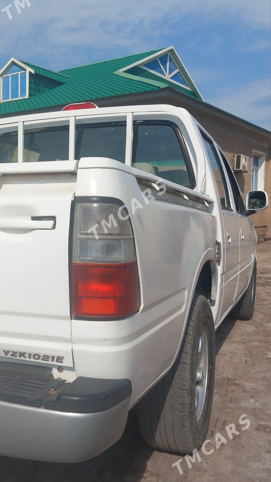 Toyota Hilux 2011 - 90 000 TMT - Türkmenbaşy etr. - img 7