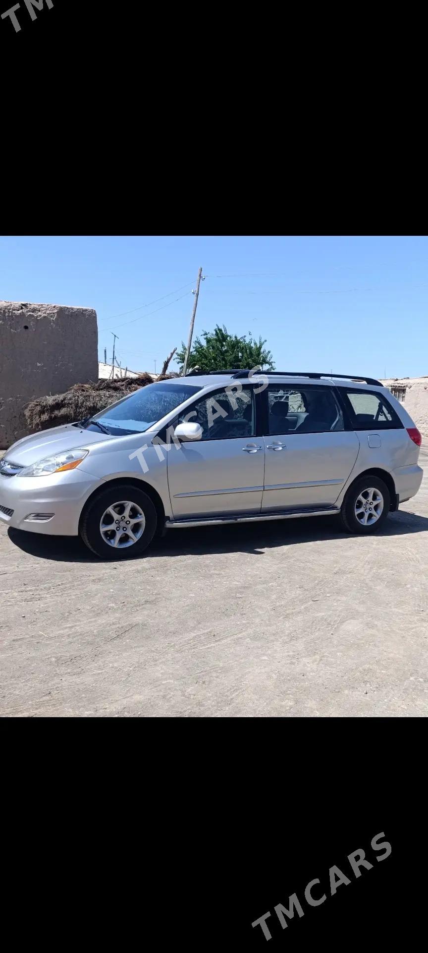 Toyota Sienna 2007 - 205 000 TMT - Болдумсаз - img 2