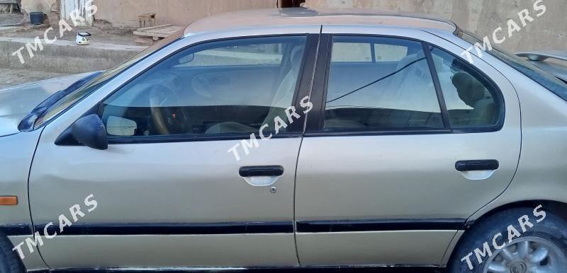 Nissan Primera 1992 - 20 000 TMT - Фарап - img 3