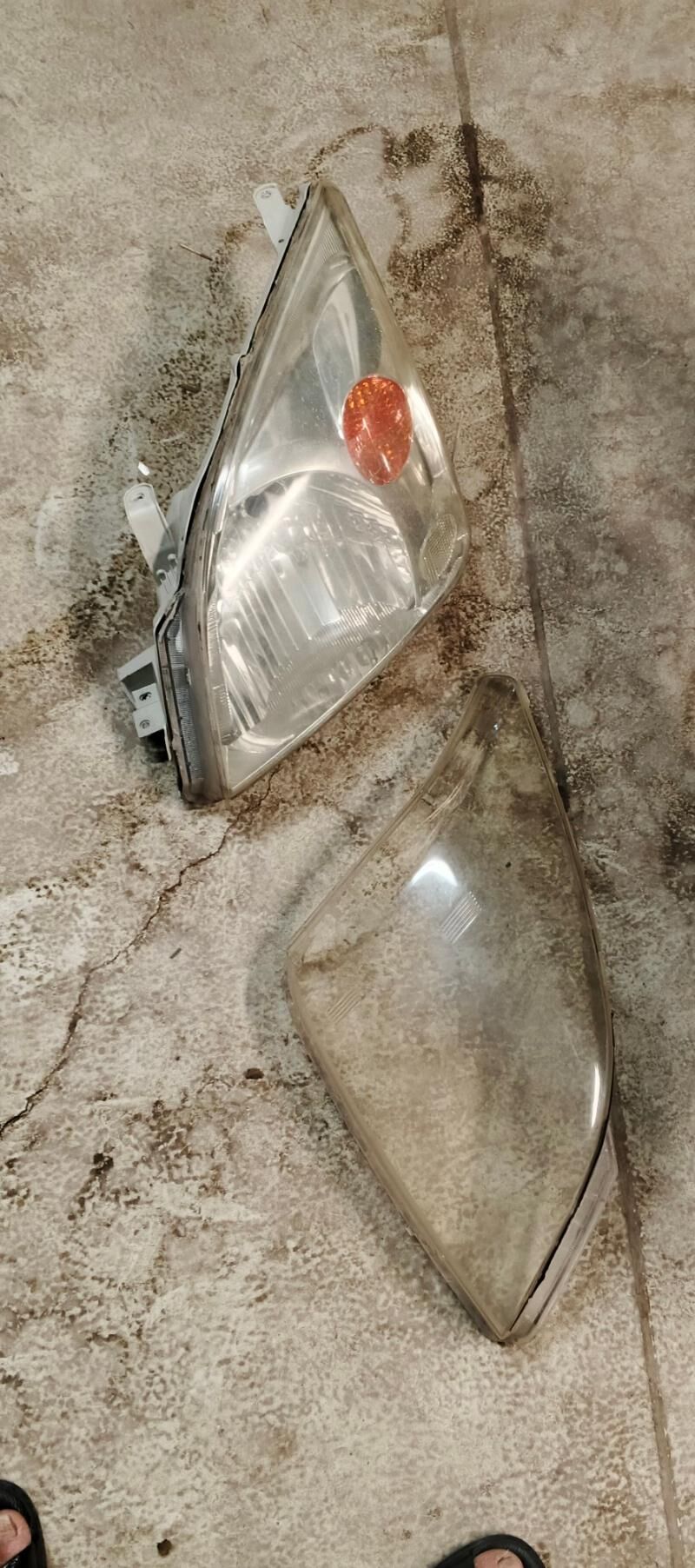 Prada fara  2008 1 500 TMT - Мир 2 - img 3