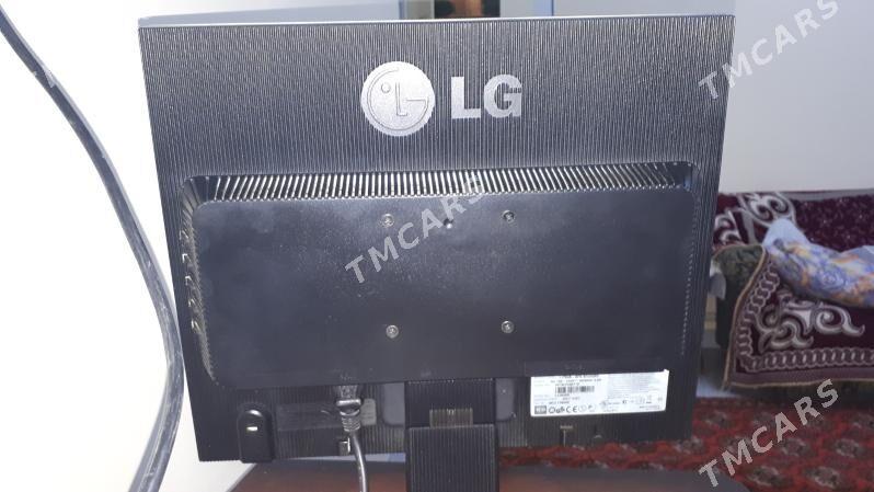 продам монитор LG - Aşgabat - img 3