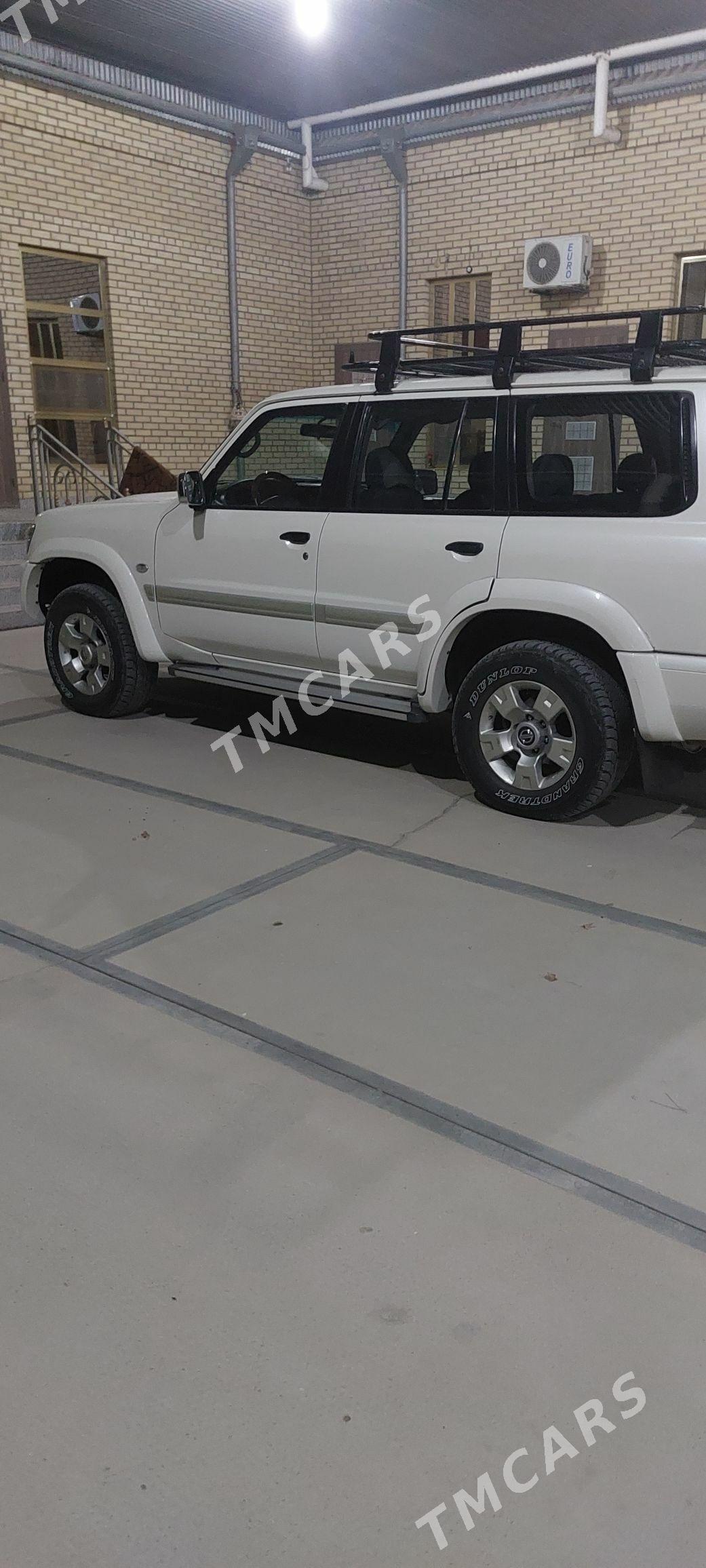 Nissan Patrol 2001 - 230 000 TMT - Мары - img 3