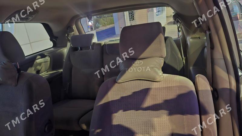 Toyota Sienna 2008 - 250 000 TMT - Туркменабат - img 5