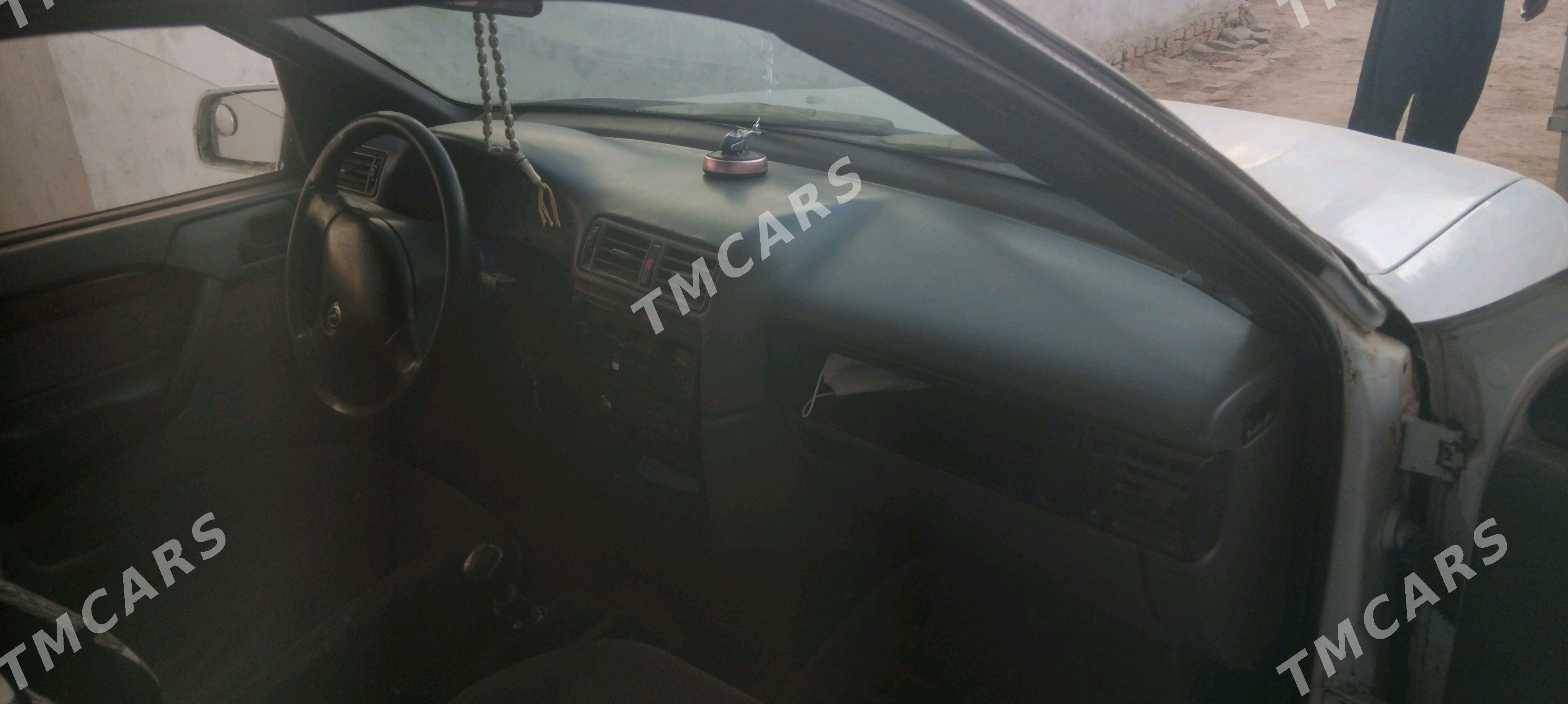 Opel Vectra 1989 - 18 000 TMT - Гороглы (Тагта) - img 3