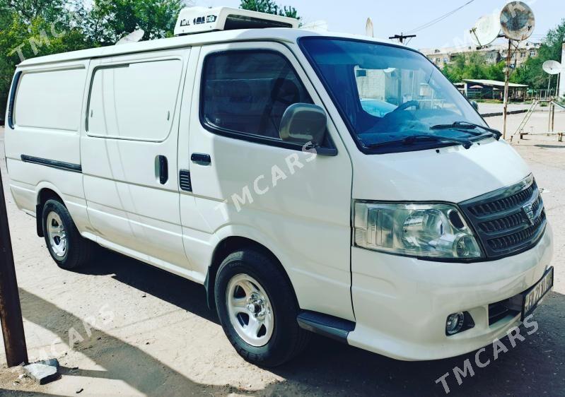Toyota Hiace 2012 - 148 000 TMT - Мары - img 2