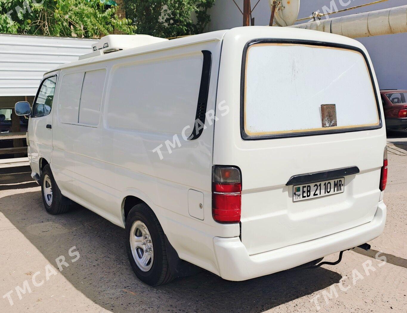 Toyota Hiace 2012 - 148 000 TMT - Мары - img 6