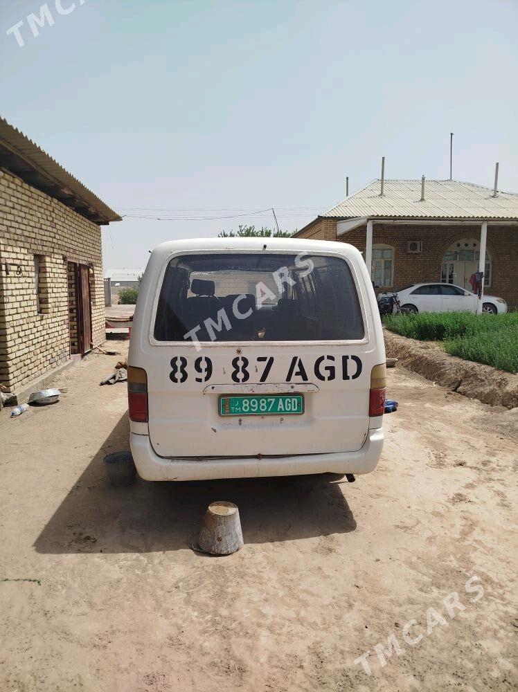 Toyota Hiace 2000 - 90 000 TMT - Sakarçäge - img 3