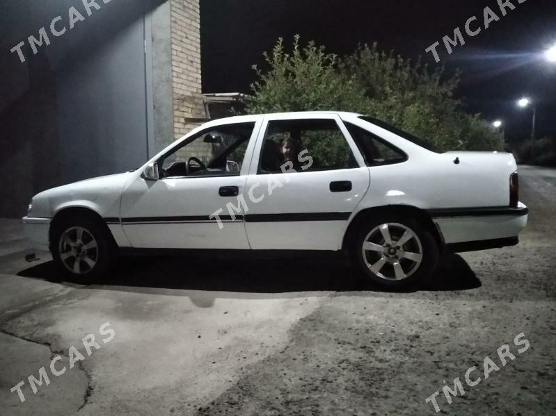 Opel Vectra 1991 - 24 000 TMT - Чарджоу - img 4
