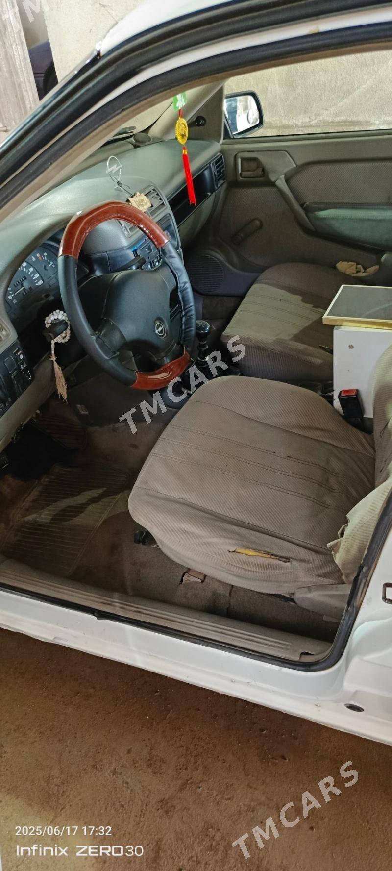 Opel Vectra 1993 - 24 000 TMT - Гороглы (Тагта) - img 1