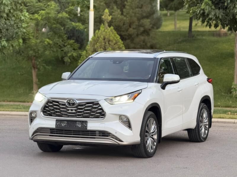 Toyota Highlander 2022 - 750 000 TMT - Aşgabat - img 4