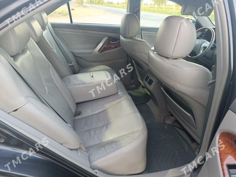 Toyota Camry 2010 - 185 000 TMT - Мары - img 1