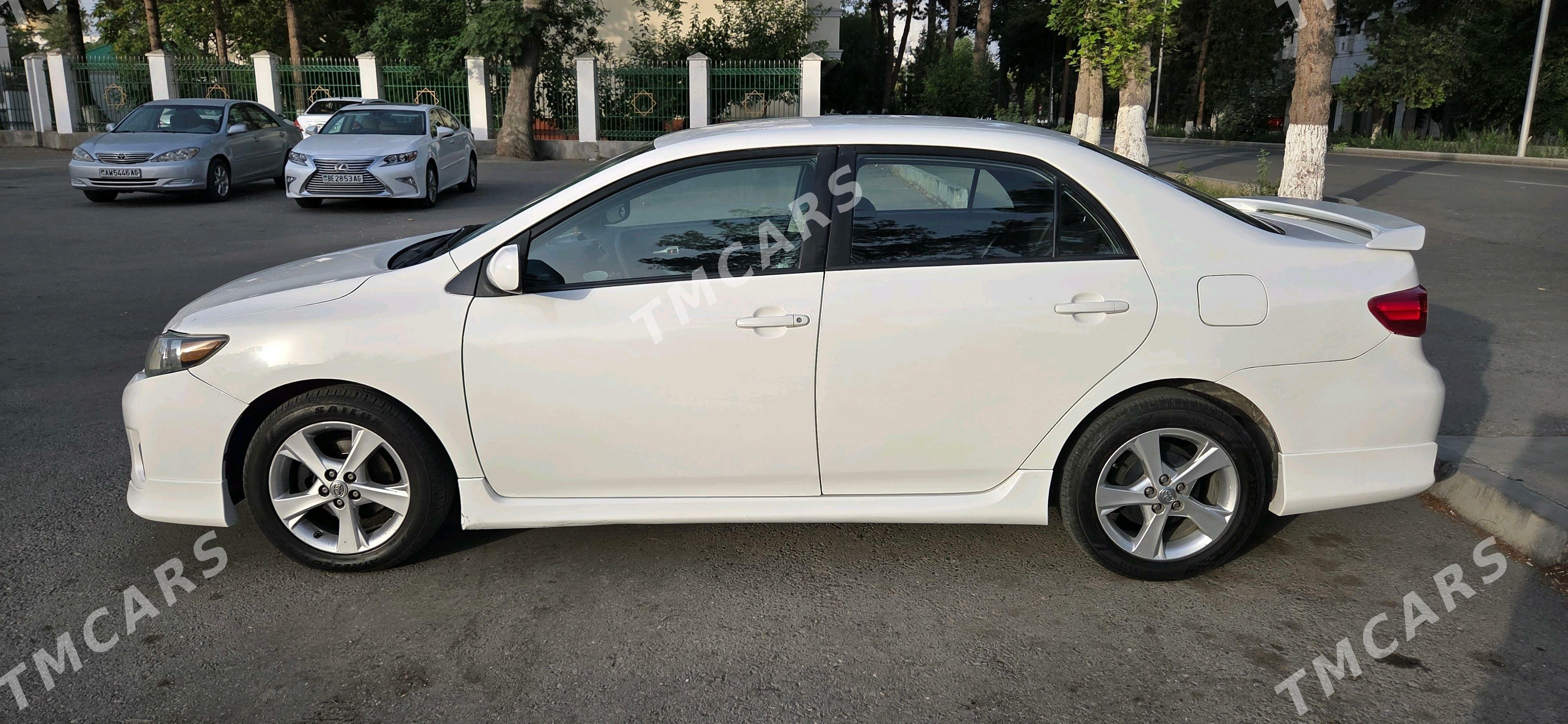 Toyota Corolla 2012 - 172 000 TMT - Кëши - img 2
