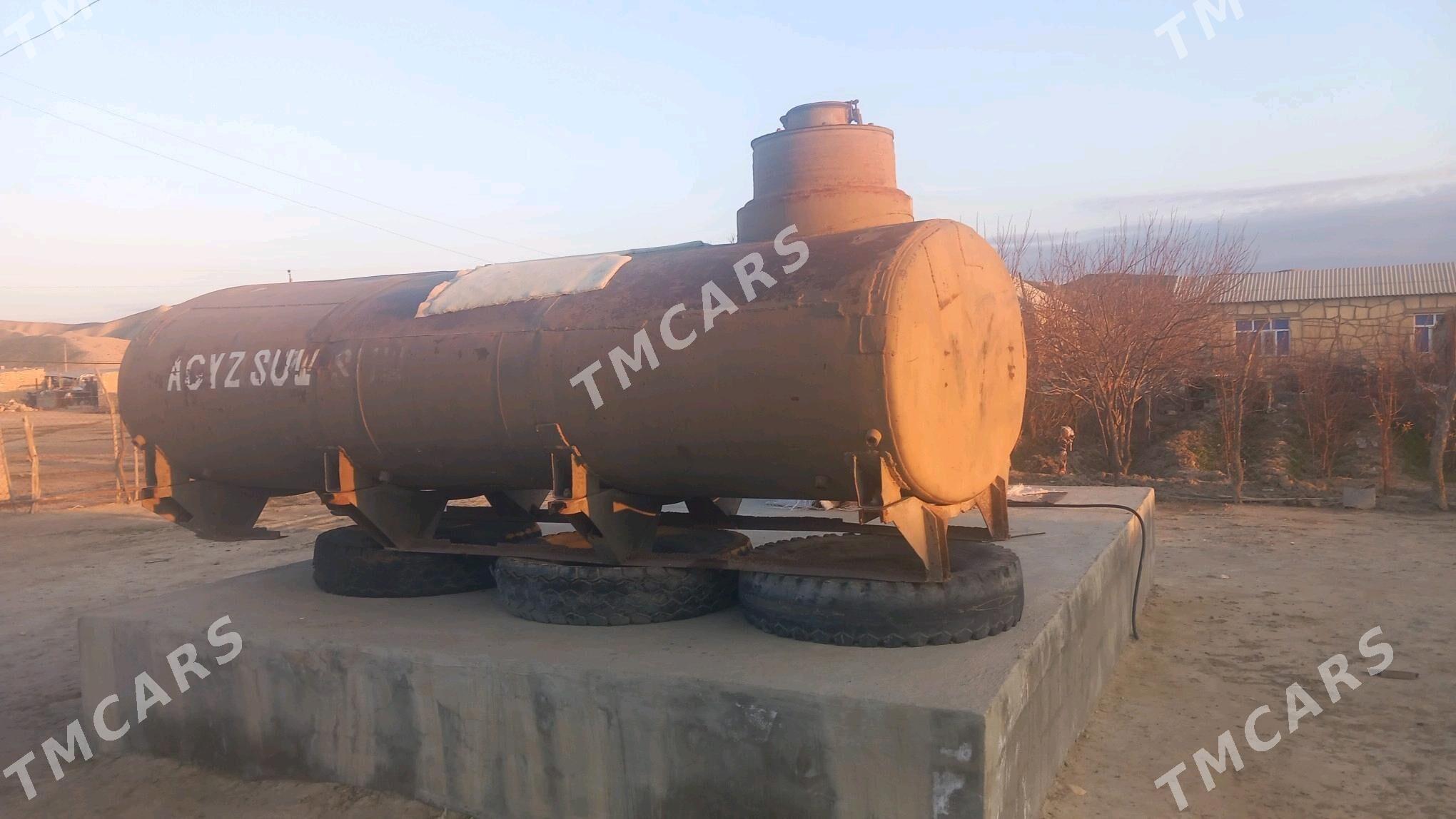 Zil 130 1989 - 52 000 TMT - Этрек - img 4