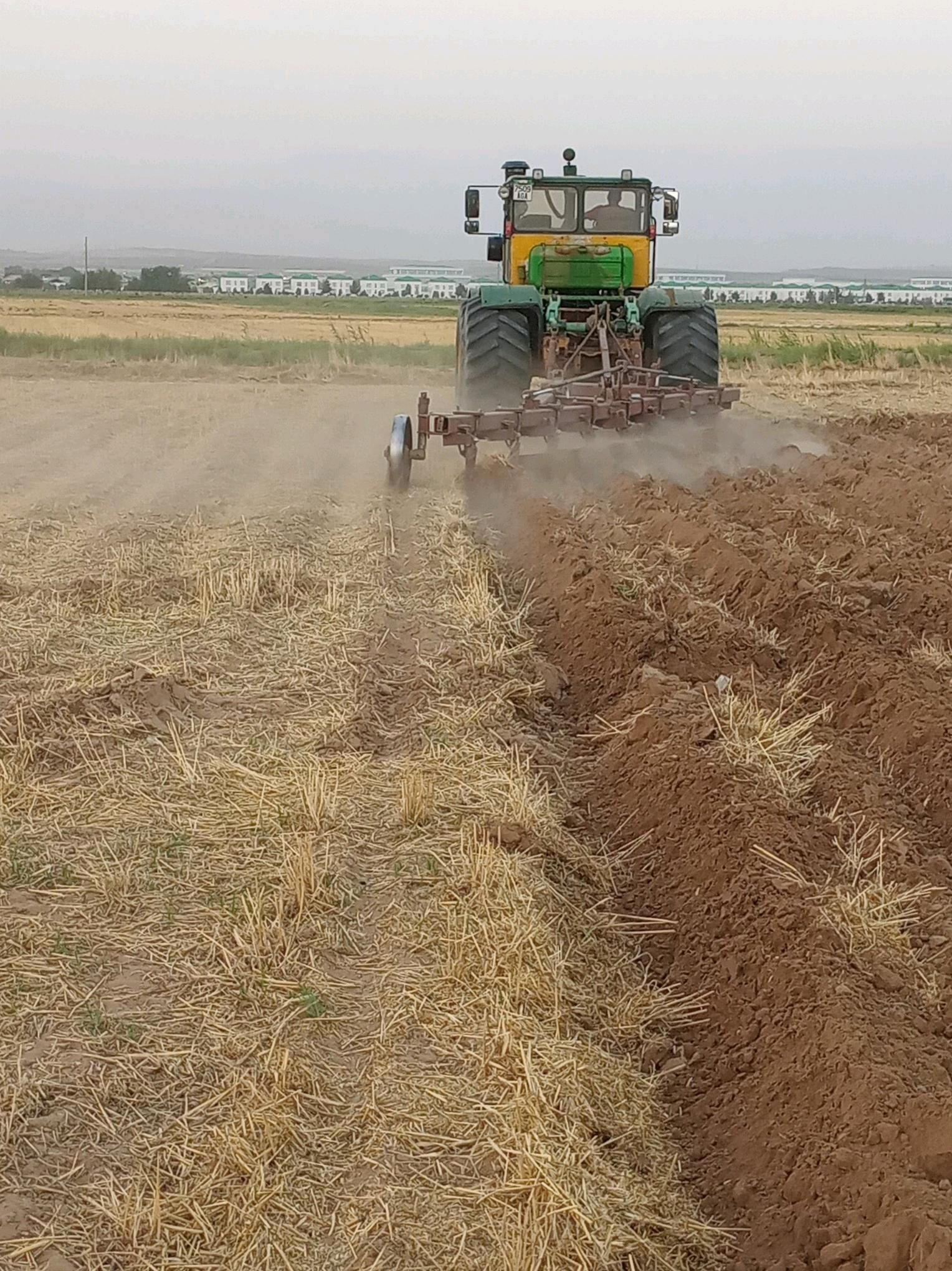MTZ 80 1992 - 500 000 TMT - Ак-Бугдайский этрап - img 4