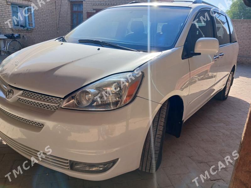 Toyota Sienna 2005 - 195 000 TMT - Halaç - img 2