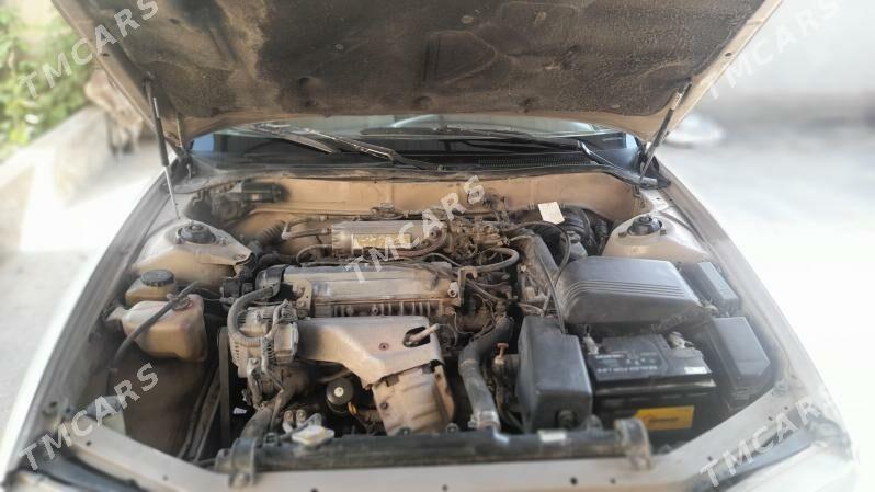 Toyota Camry 1995 - 90 000 TMT - Saýat - img 4