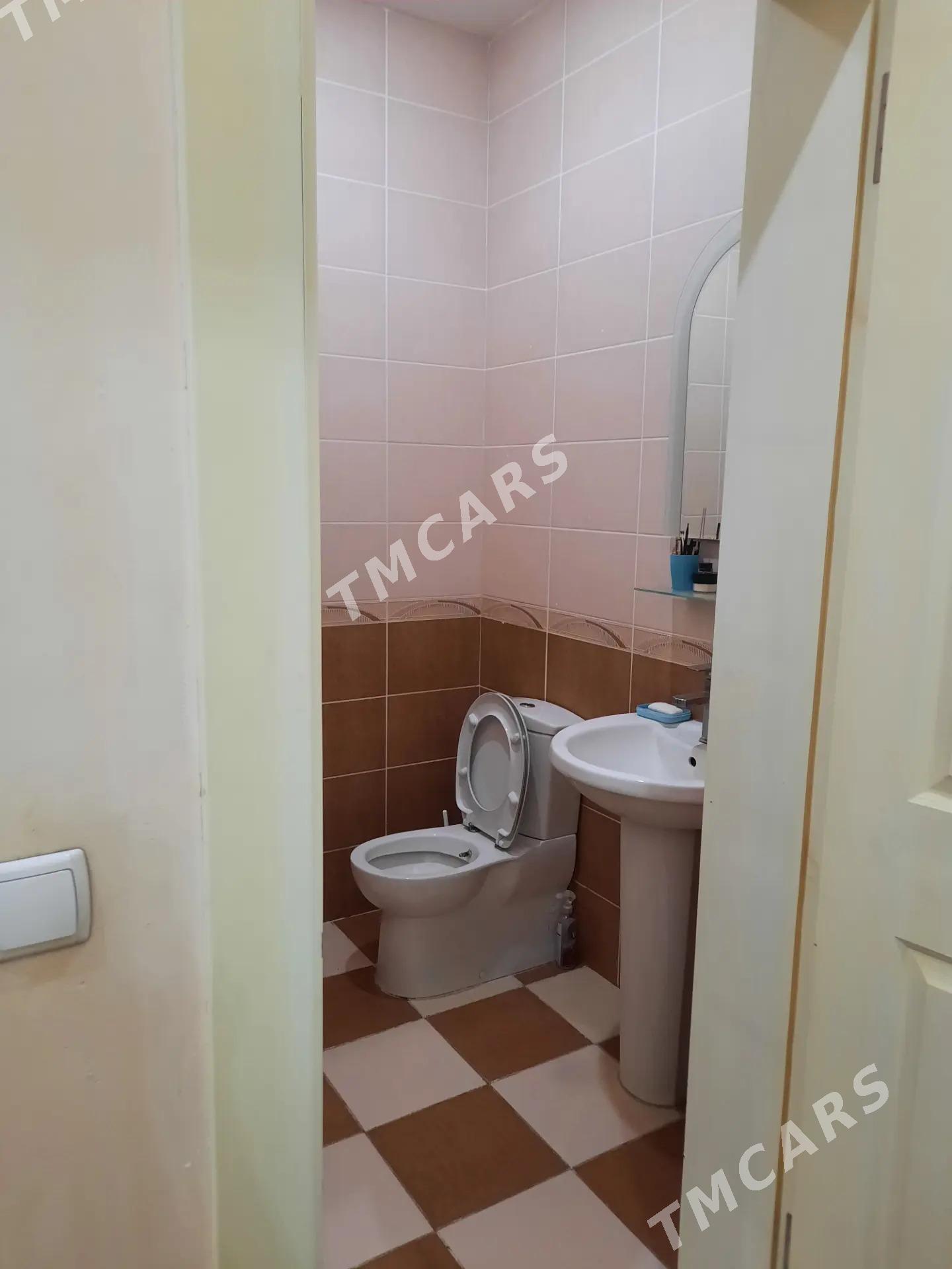 ПОДВОЙСКАЯ 4 КОМН.6 ЭТАЖ - Ашхабад - img 4