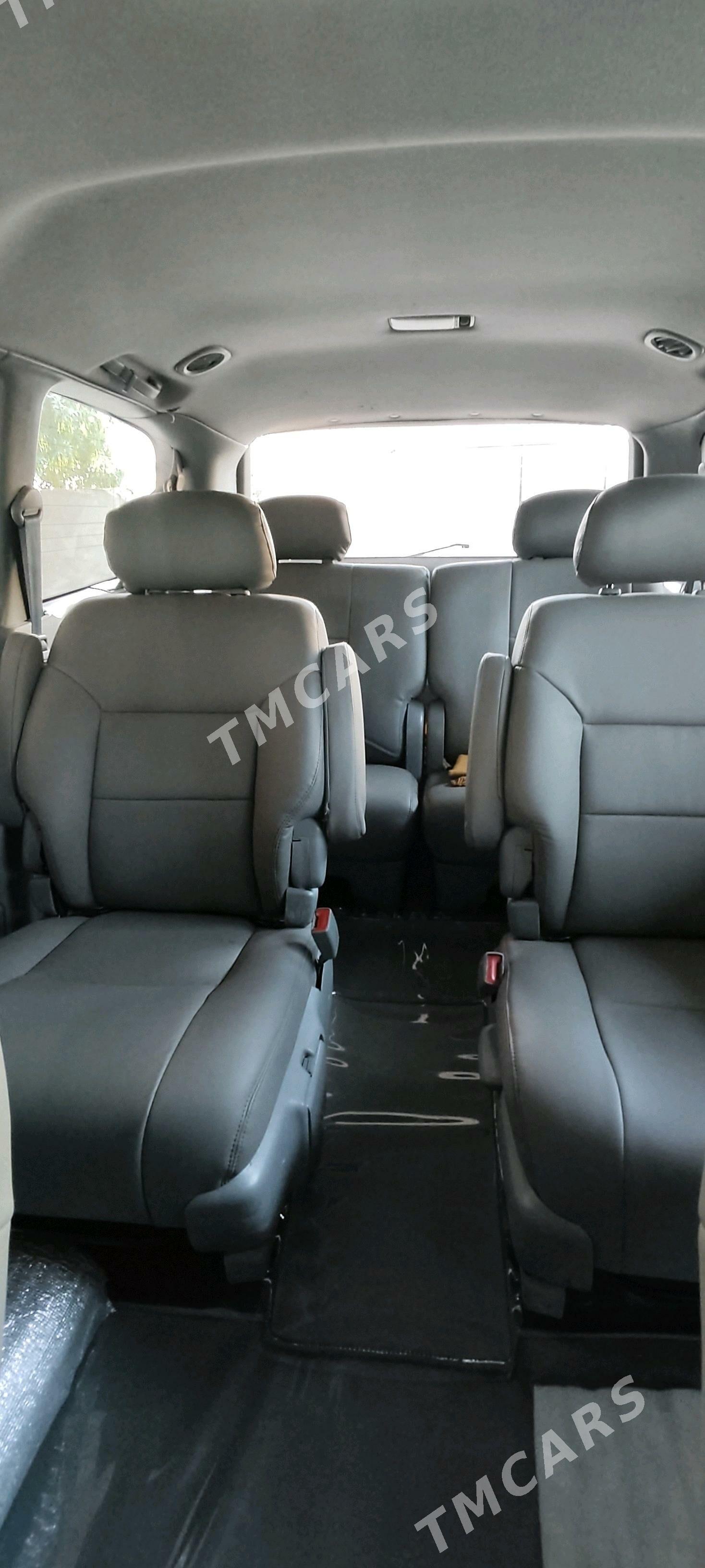Toyota Sienna 2000 - 155 000 TMT - Кака - img 2