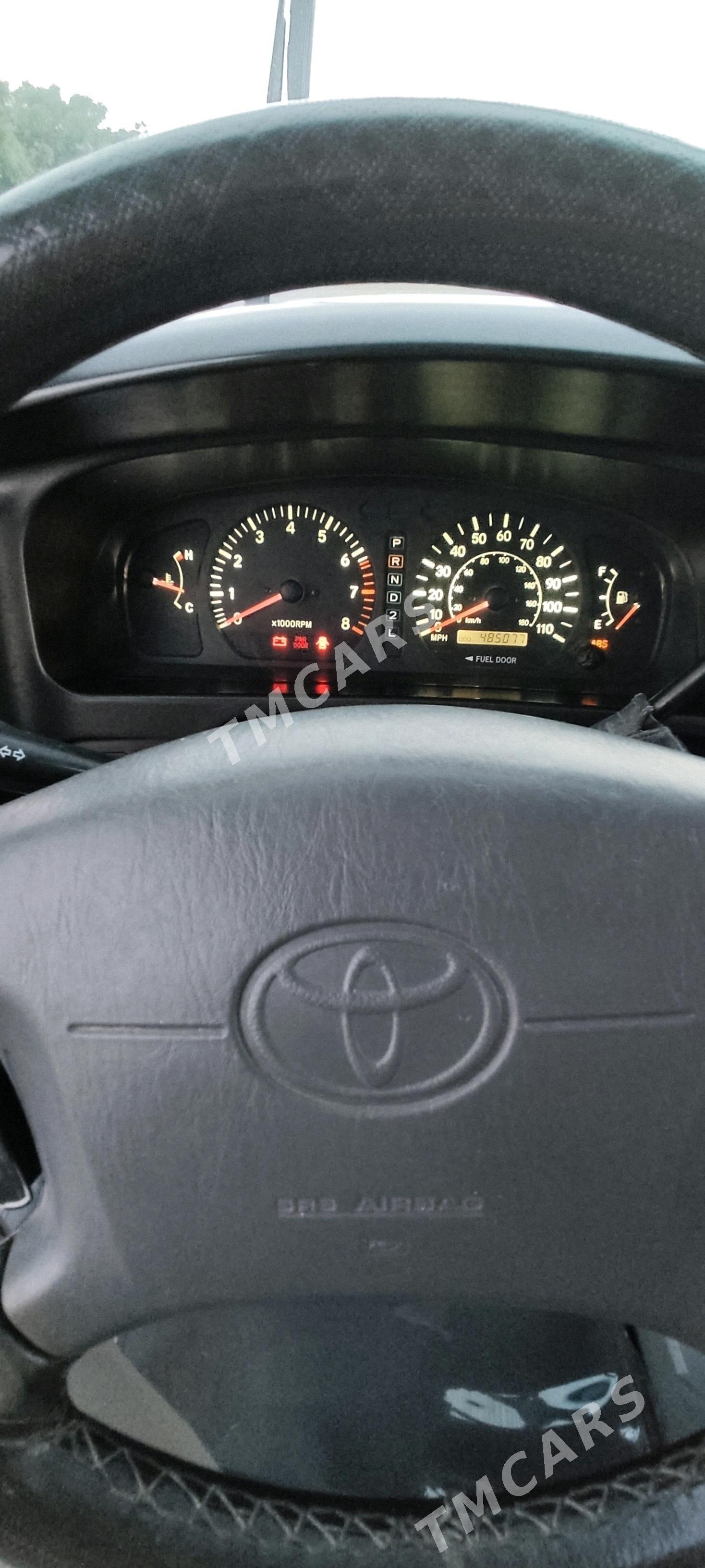Toyota Sienna 2000 - 155 000 TMT - Кака - img 5