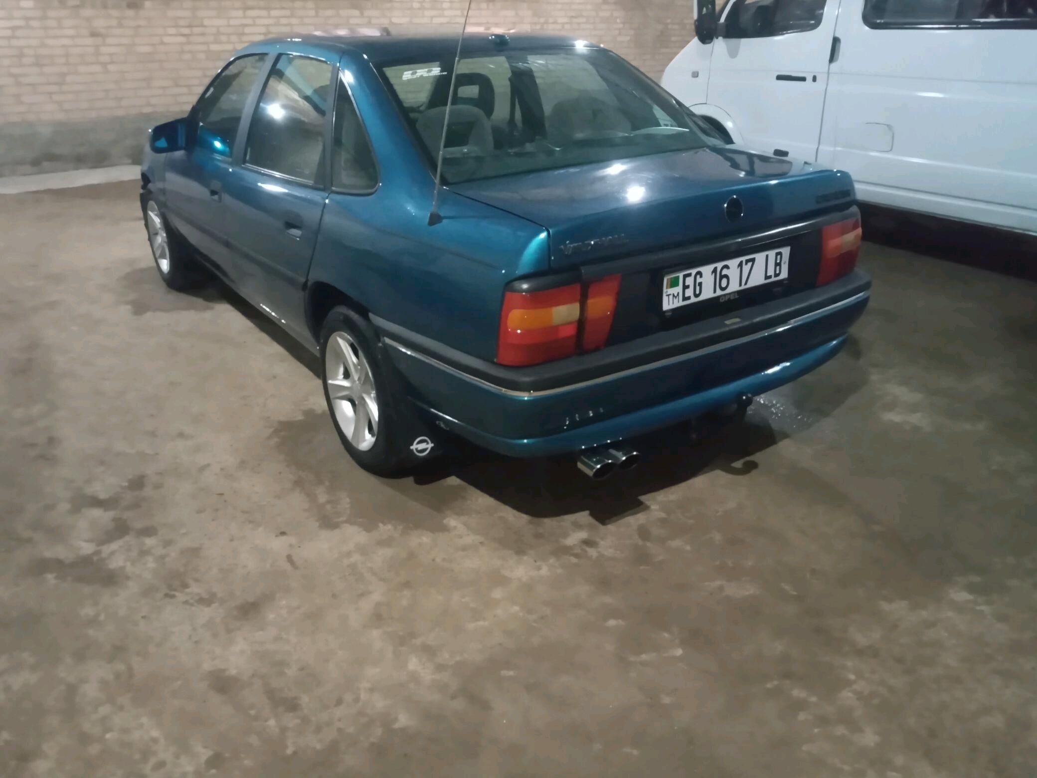 Opel Vectra 1993 - 50 000 TMT - Фарап - img 8