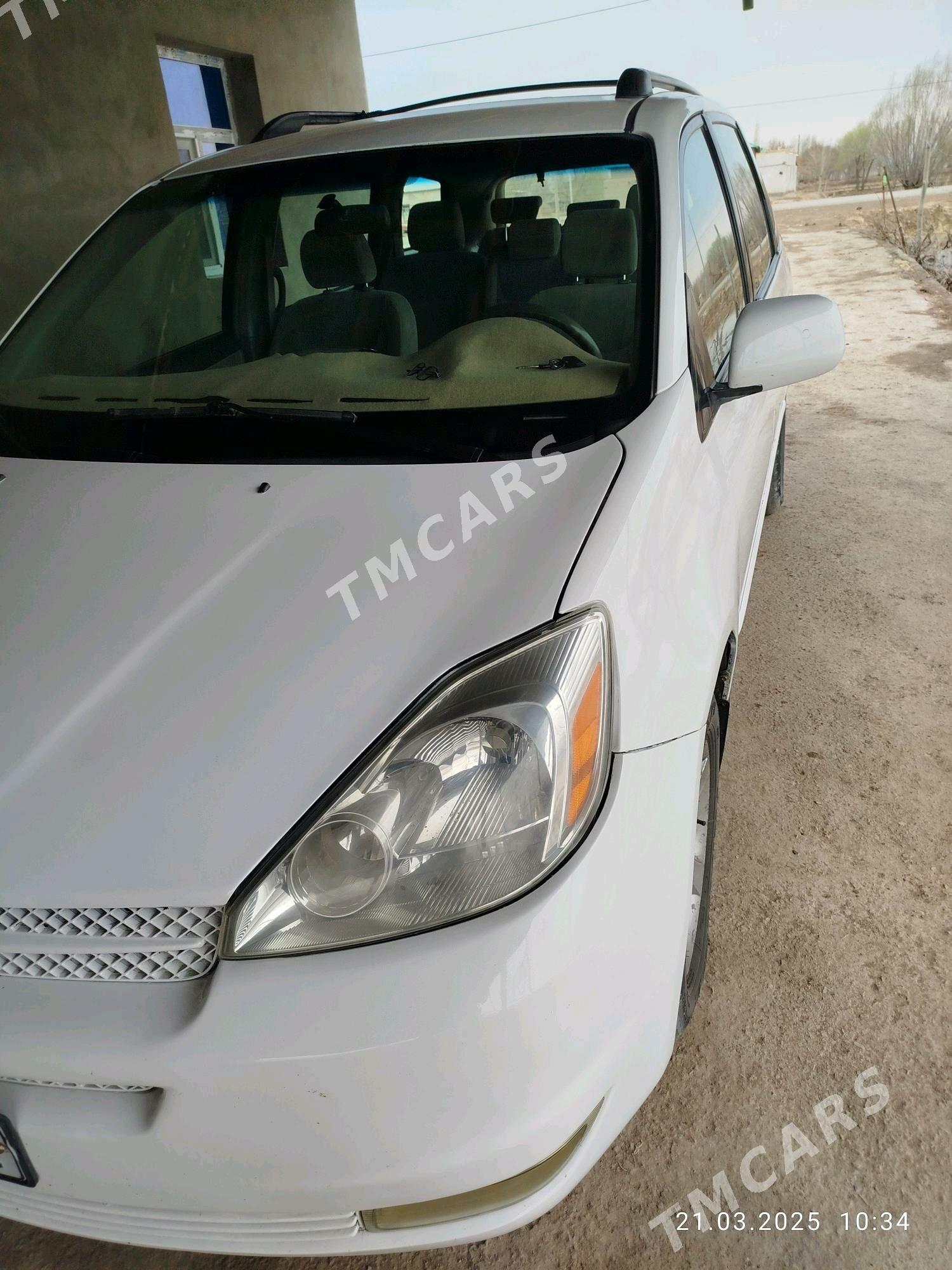 Toyota Sienna 2004 - 150 000 TMT - Болдумсаз - img 4