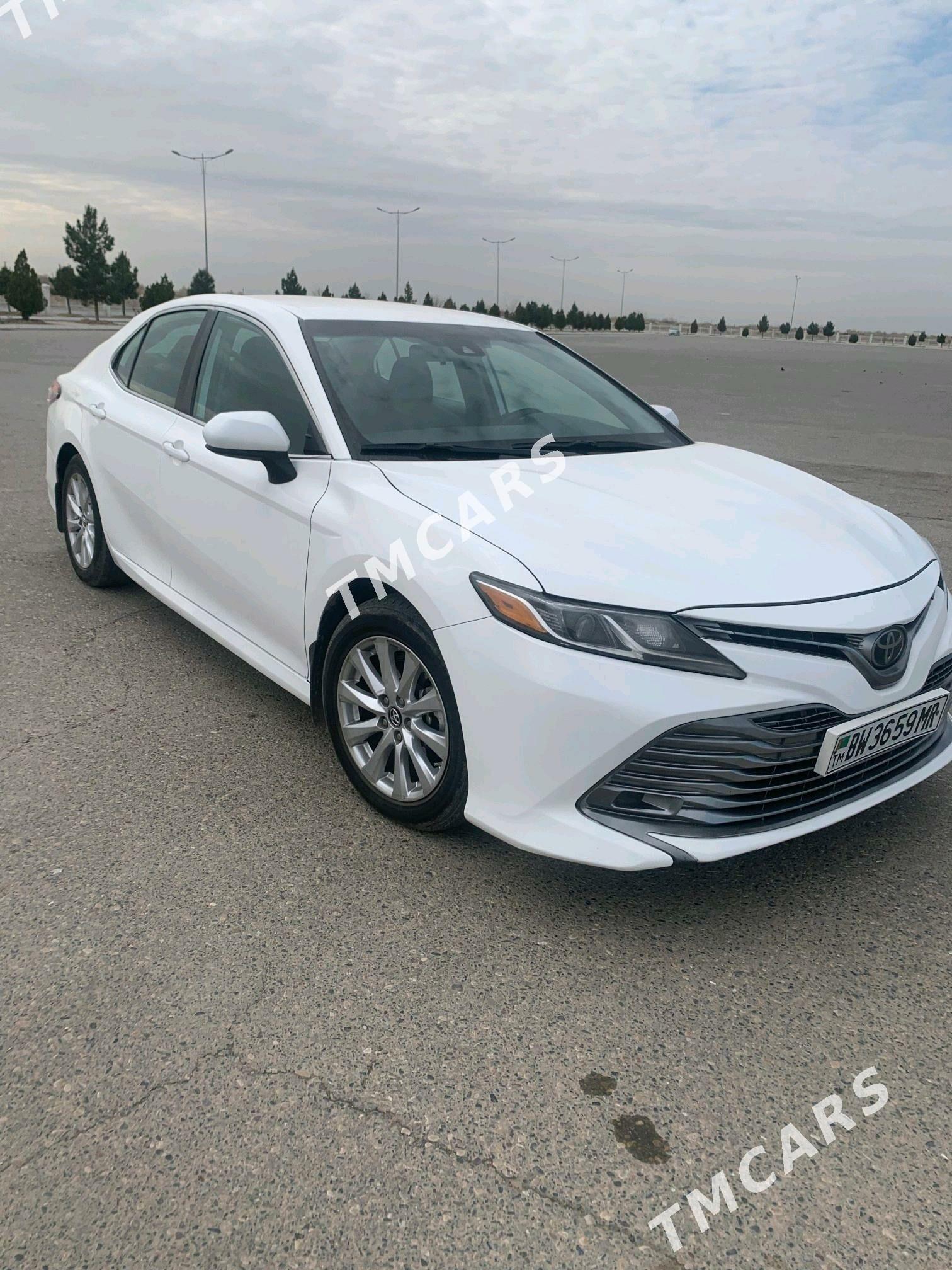 Toyota Camry 2018 - 280 000 TMT - Мары - img 4