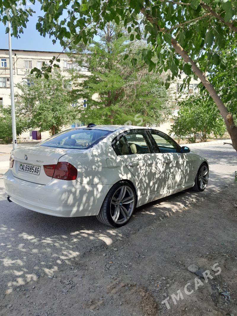 BMW 330 2009 - 150 000 TMT - 9 mkr - img 3