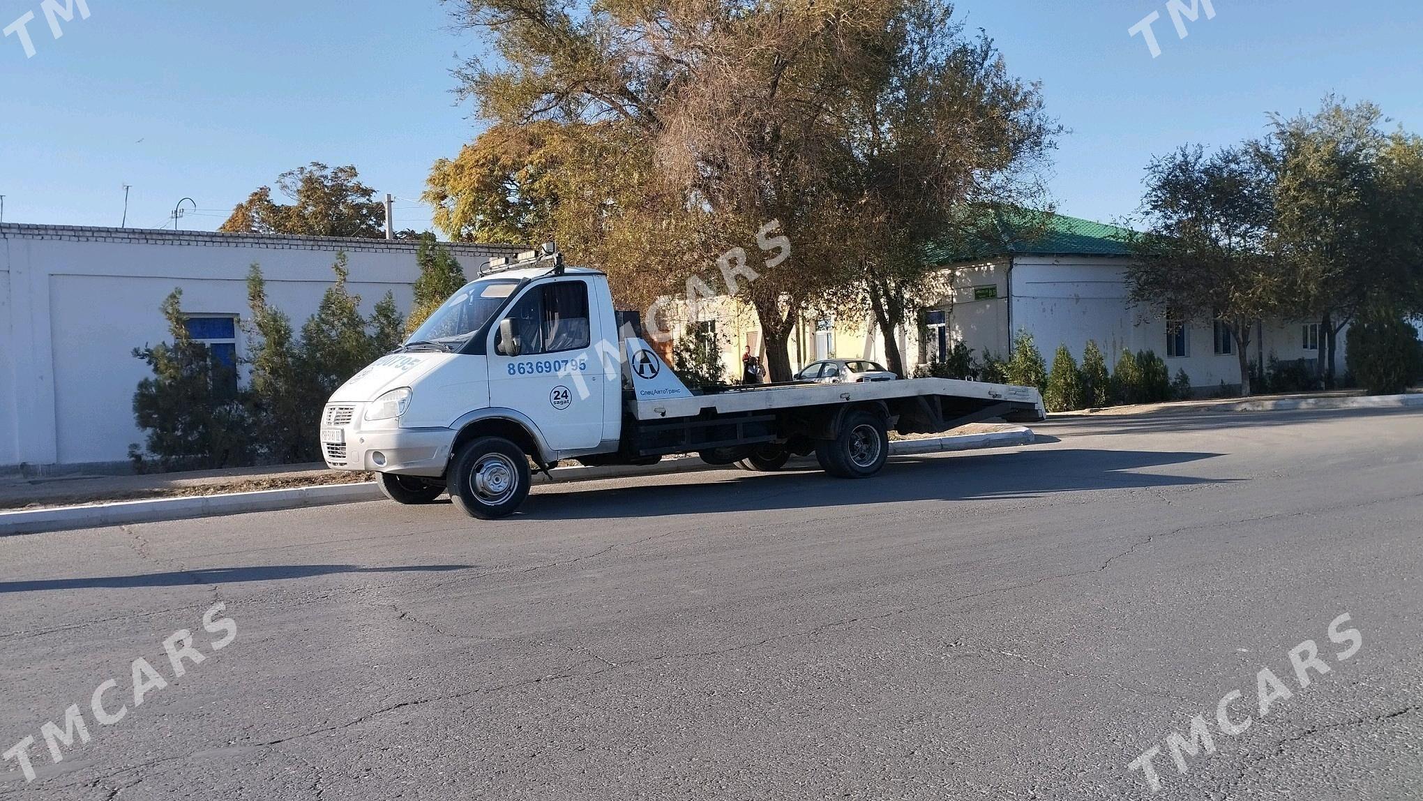 Mitsubishi Canter 2010 - 240 000 TMT - Дашогуз - img 4