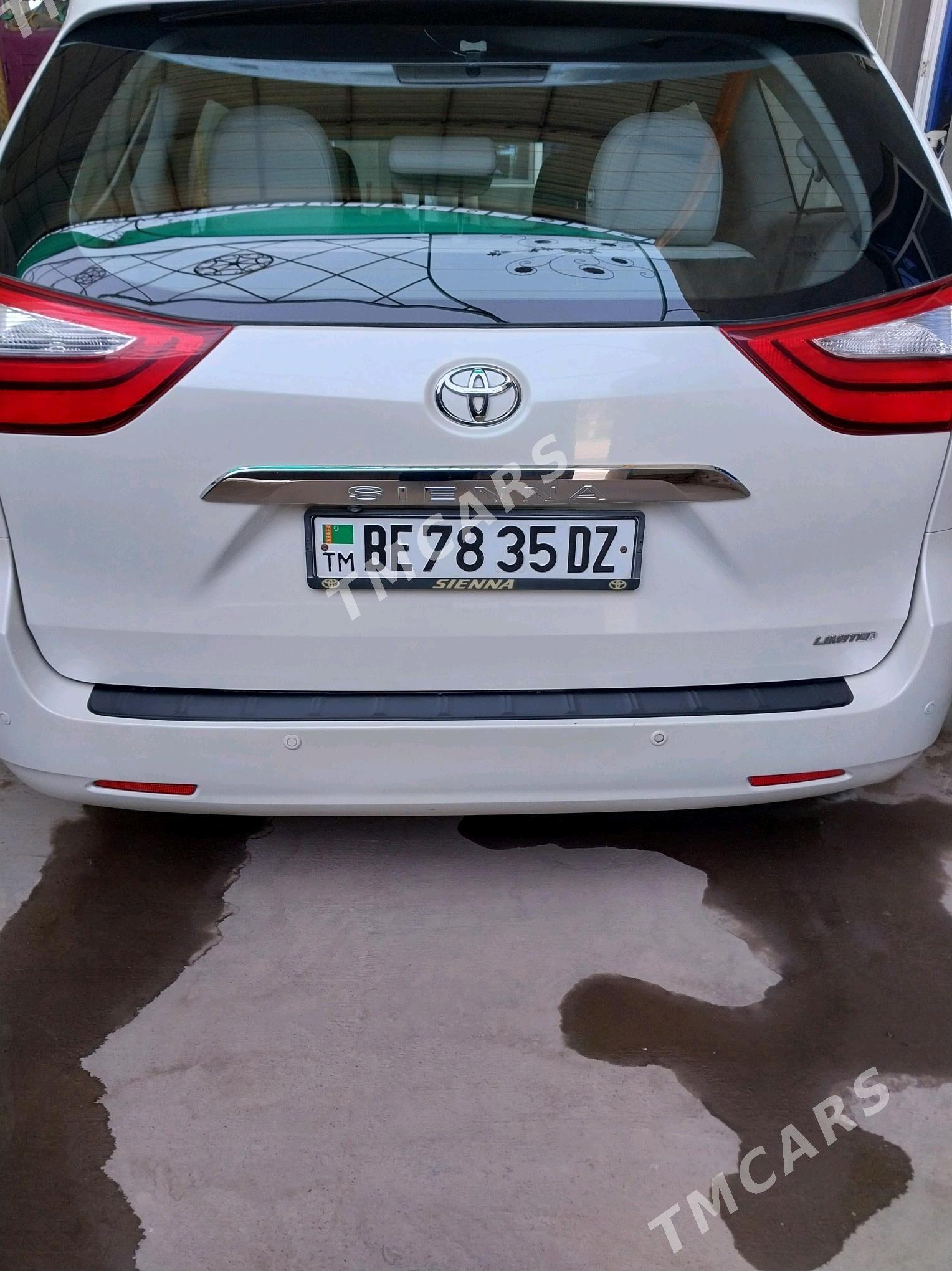 Toyota Sienna 2017 - 500 000 TMT - Daşoguz - img 4