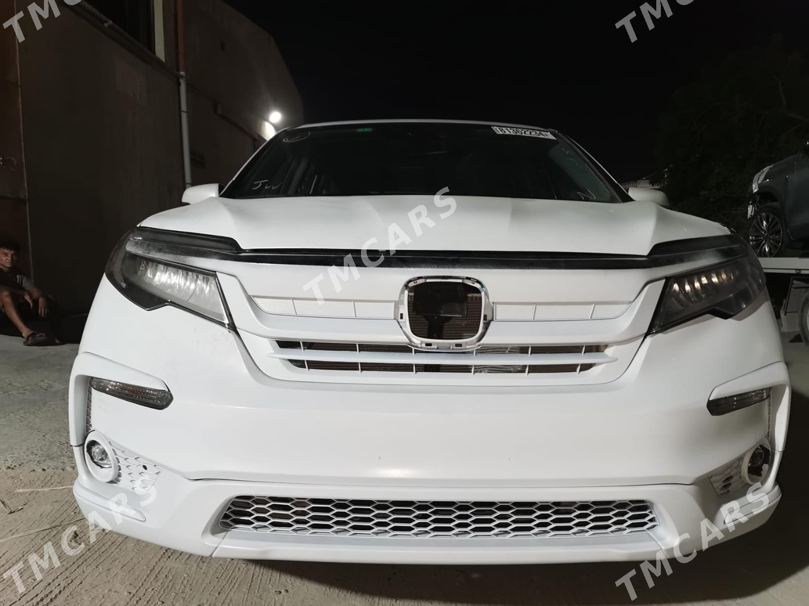 Toyota Camry 2021 - 220 000 TMT - Мары - img 3