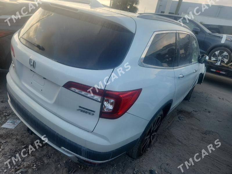 Toyota Camry 2021 - 220 000 TMT - Мары - img 8